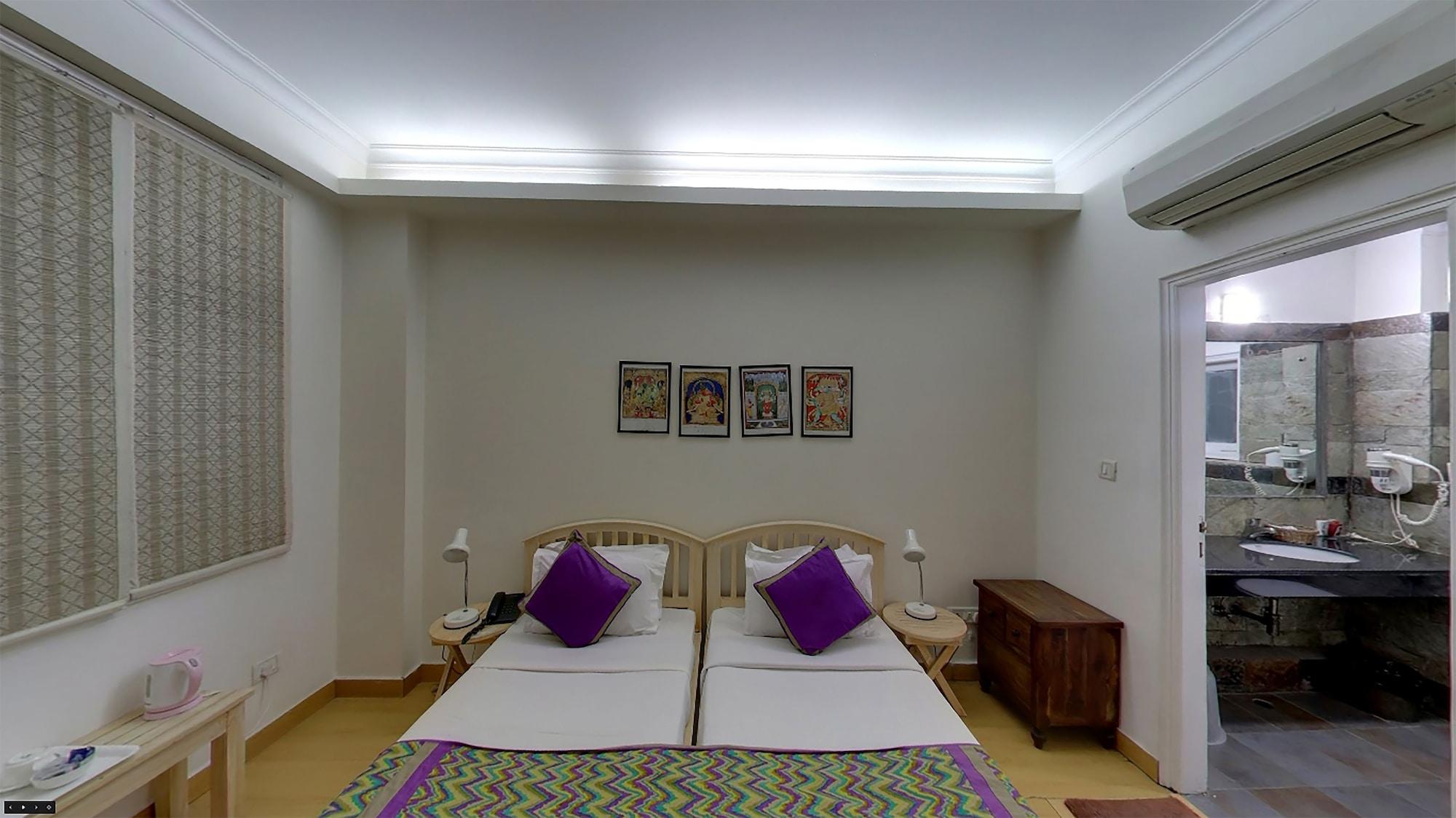 Bed and Breakfast Colonel'S Retreat At The Airport Nueva Delhi Exterior foto