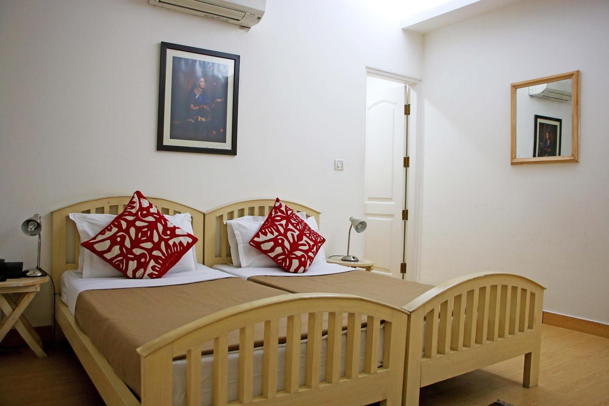 Bed and Breakfast Colonel'S Retreat At The Airport Nueva Delhi Exterior foto